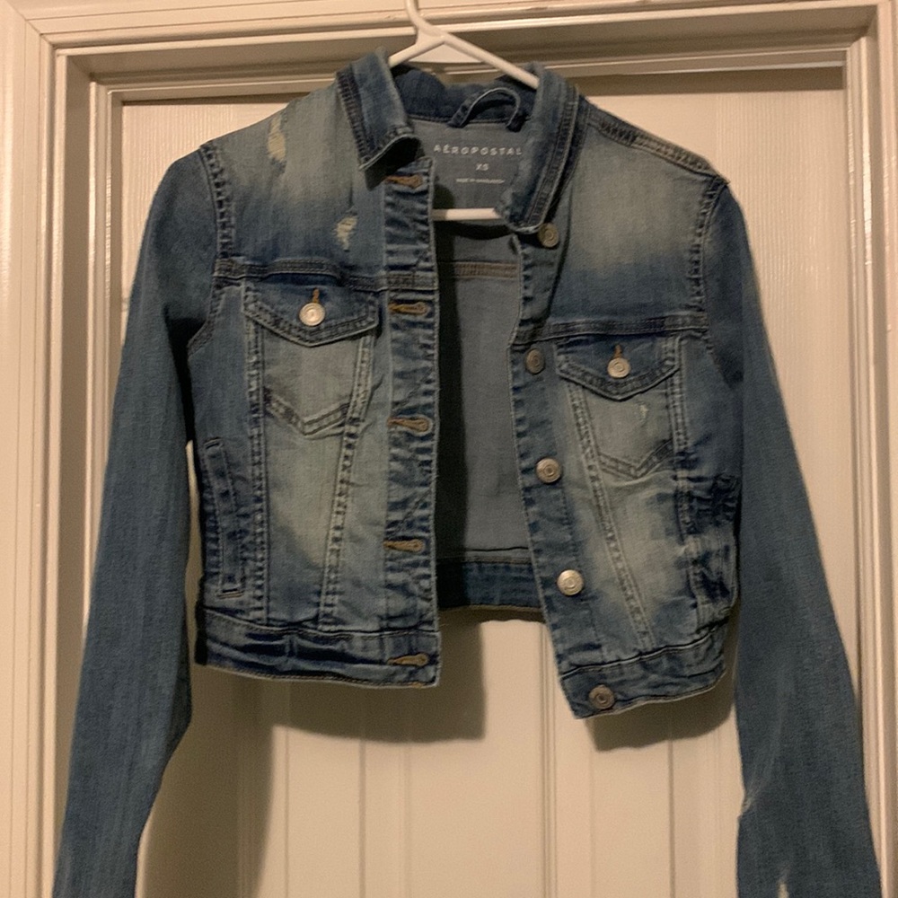 COPY - Like new Aeropostale cropped jean jacket.